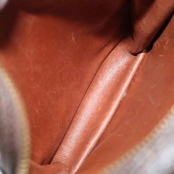 LOUIS VUITTON Monogram Danube Shoulder Bag LV Auth - Picture 15 of 16